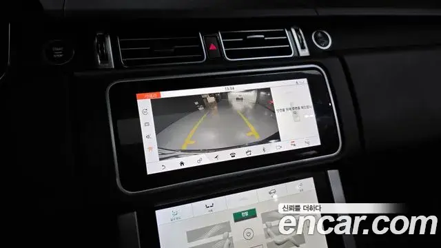 Land Rover Range Rover 2018 — Photo 15/20