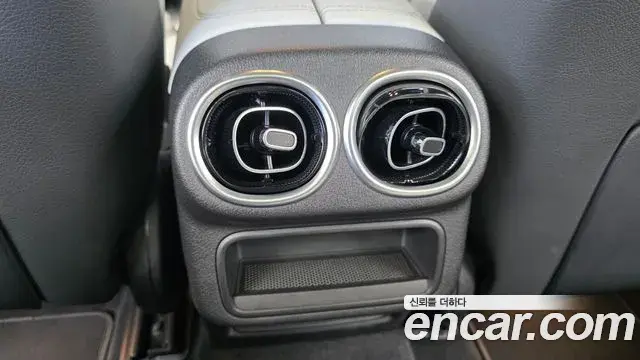 Mercedes-Benz GLC-Class 2024 — Şəkil 17/20