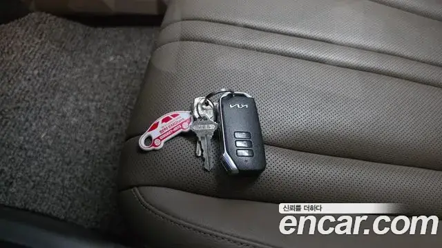 Kia K8 2022 — Photo 15/20