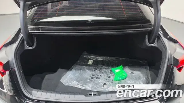 Kia K8 2022 — Photo 17/20