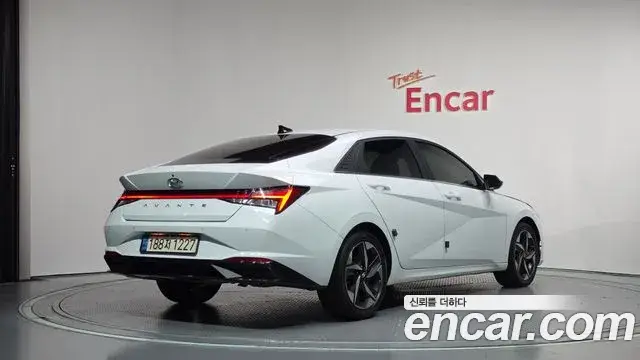 Hyundai Avante, 2022