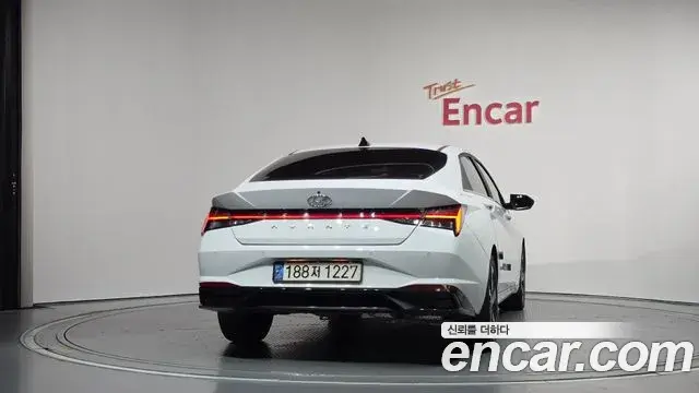 Hyundai Avante 2022 — Photo 3/20