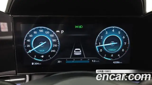 Hyundai Avante 2022 — Photo 6/20