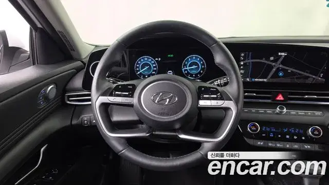 Hyundai Avante 2022 — Photo 12/20