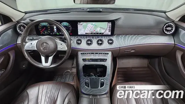 Mercedes-Benz CLS-Class 2020 — Photo 7/20