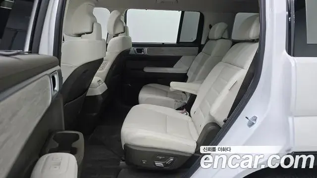 Hyundai Santa Fe 2024 — Şəkil 12/20