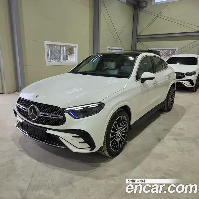 Mercedes-Benz GLC-Class 2026 — Photo 7/15