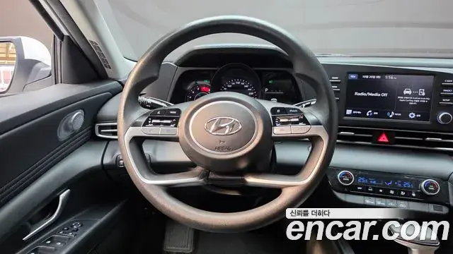 Hyundai Avante 2022 — Şəkil 13/20