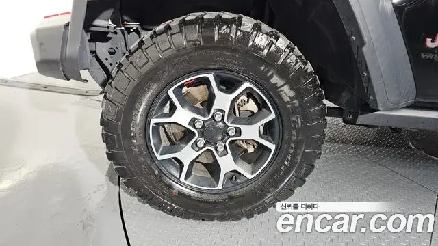 Jeep Wrangler 2021 — Photo 5/20