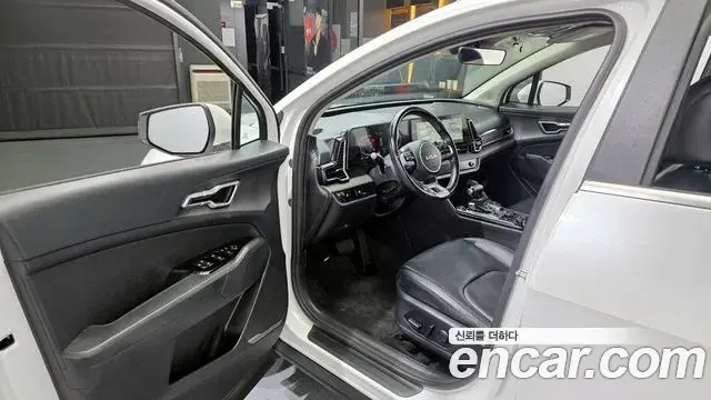 Kia Sportage 2021 — Фото 10/20