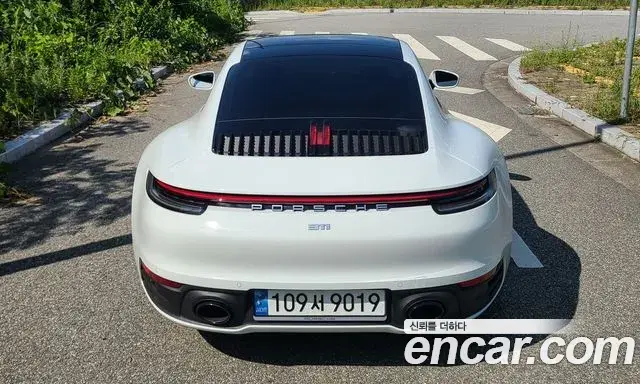 Porsche 911 2024 — ფოტო 17/18