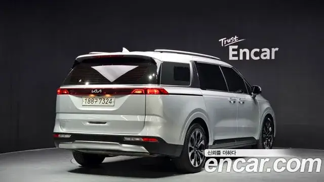 Kia Carnival, 2022