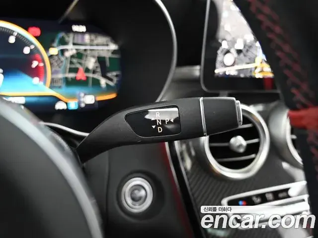 Mercedes-Benz GLC-Class 2021 — Photo 7/20