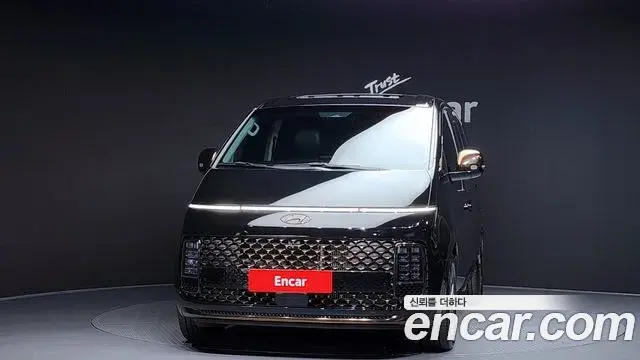 Hyundai Staria 2021 — Фото 3/20