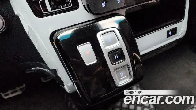 Hyundai Staria 2021 — Фото 9/20