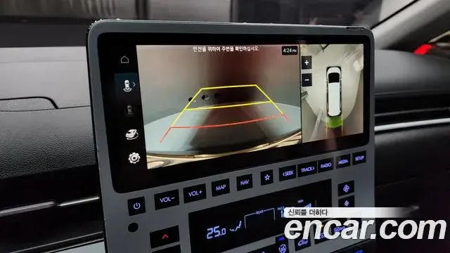 Hyundai Staria 2021 — Фото 16/20