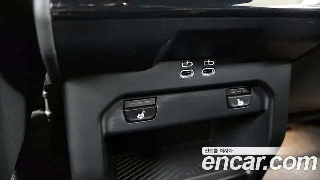 BMW 5 Series, 2024
