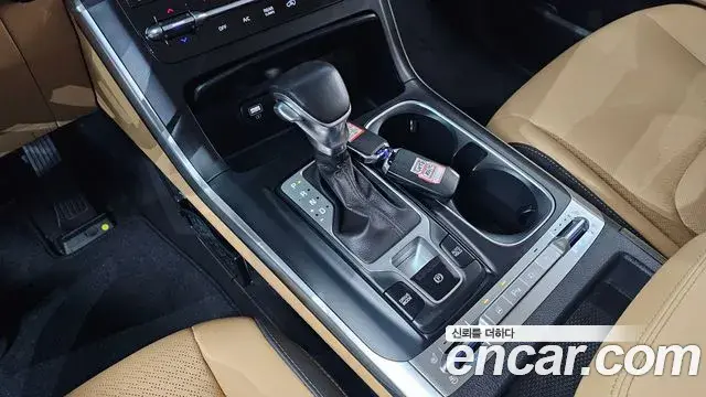 Kia Carnival 2022 — Фото 9/20