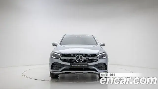 Mercedes-Benz GLC-Class 2023 — Photo 2/20