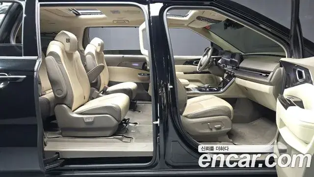 Kia Carnival 2023 — Фото 11/20