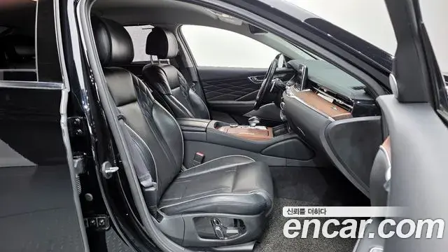 Kia The K9 2018 — Photo 10/20
