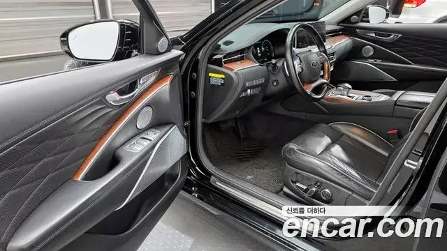 Kia The K9 2018 — Photo 11/20