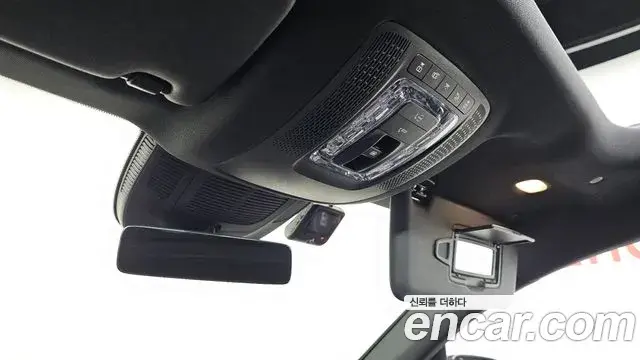 Mercedes-Benz GLE-Class 2025 — Photo 14/20
