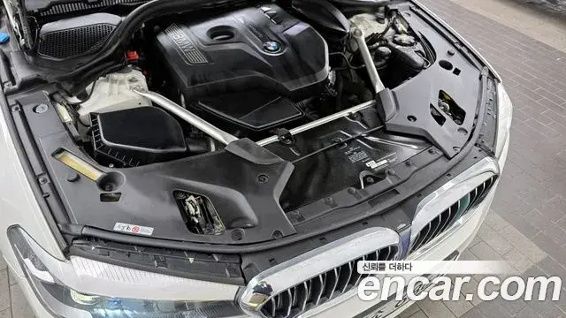 BMW 5 Series 2019 — Şəkil 11/20