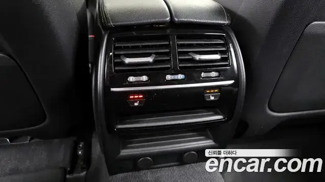 BMW 5 Series 2019 — Şəkil 17/20