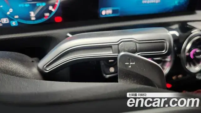 Mercedes-Benz A-Class 2021 — Şəkil 8/19