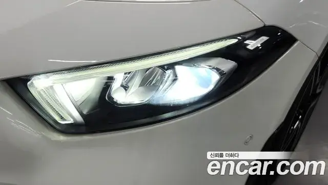 Mercedes-Benz A-Class 2021 — Şəkil 10/19