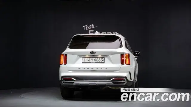 Kia Sorento 2020 — Фото 4/20