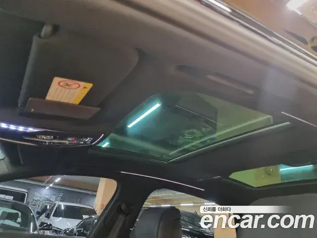 Audi A8 2019 — Photo 12/20