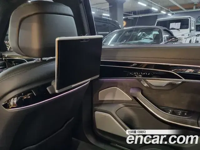 Audi A8 2019 — Photo 18/20