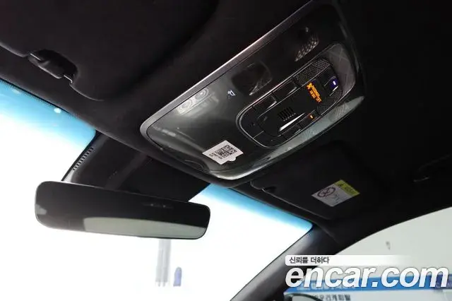 Genesis Electrified G80 2021 — Photo 13/20