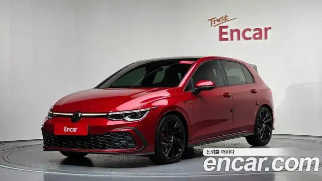 Volkswagen Golf, 2022
