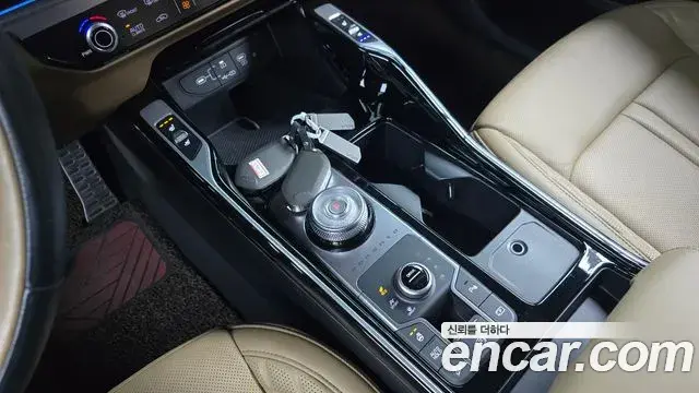 Kia Sorento 2023 — Photo 9/20