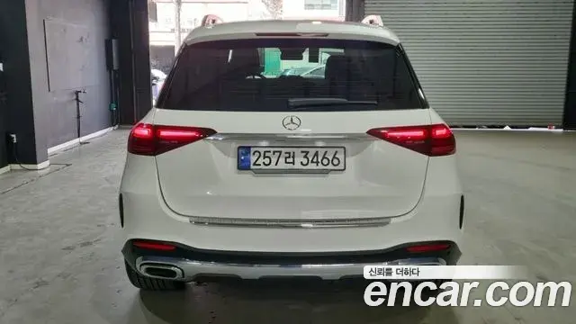 Mercedes-Benz GLE-Class 2024 — Фото 4/18
