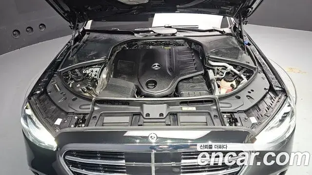 Mercedes-Benz S-Class 2022 — Photo 5/20