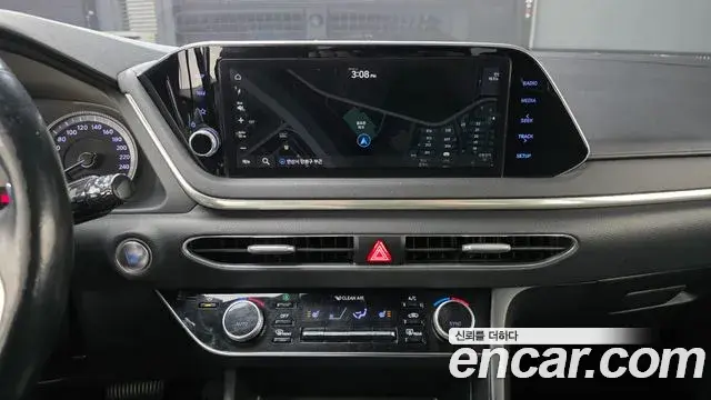 Hyundai Sonata Hybrid 2021 — Photo 20/20