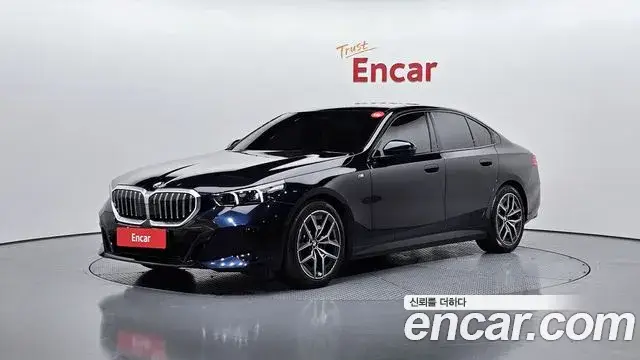 BMW 5 Series, 2025