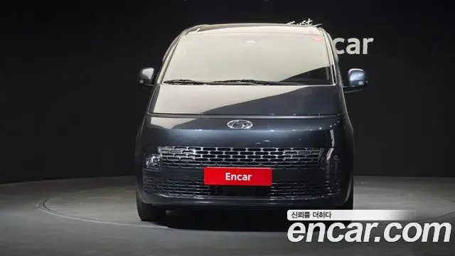 Hyundai Staria 2021 — Photo 3/20