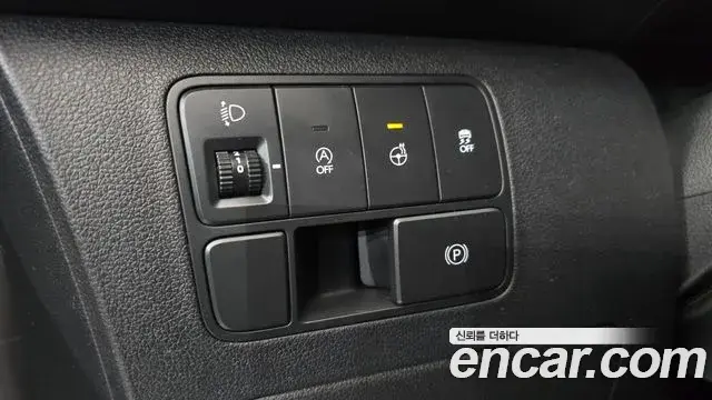 Hyundai Staria 2021 — Photo 19/20