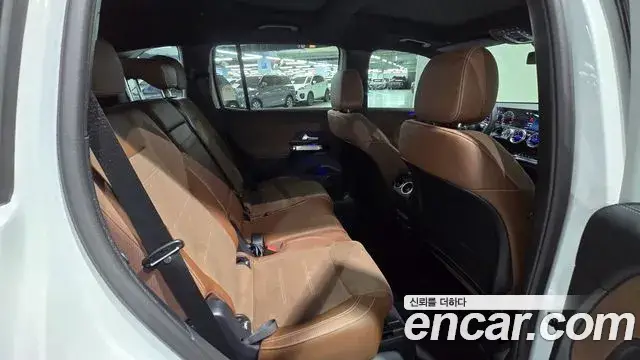 Mercedes-Benz GLB-Class, 2025