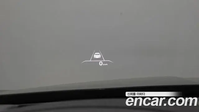 Genesis Electrified G80 2020 — Photo 14/20