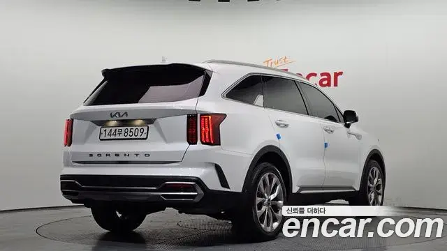 Kia Sorento 2022 — Photo 2/20