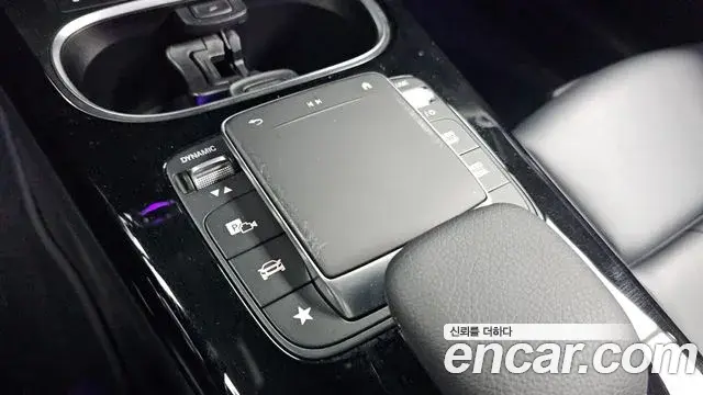 Mercedes-Benz A-Class 2023 — Photo 27/30