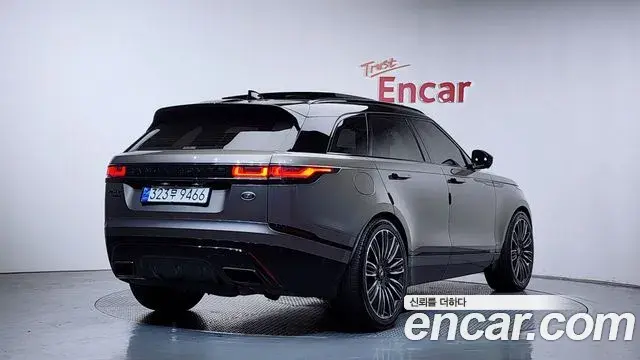 Land Rover Range Rover Velar 2018 — Photo 2/20