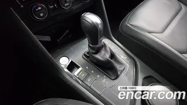 Volkswagen Tiguan 2018 — Şəkil 6/20
