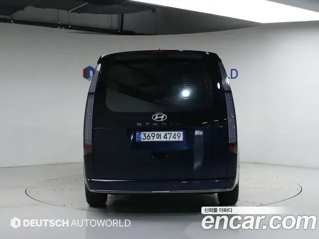 Hyundai Staria 2026 — Photo 3/20